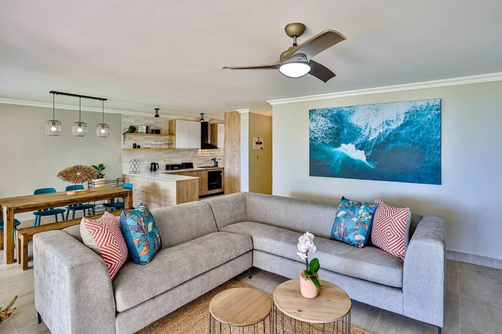 شقة Large Sea View, Walk To Eateries, Loadshed Free باليتو المظهر الخارجي الصورة